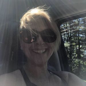 Meet your Posher, Abbey